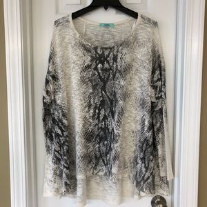 (PRICE DROP)Karlie Snake Print Sweater